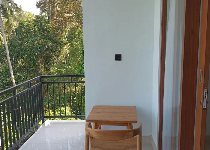 Jagadhita Sekembang 山林小屋 乌布