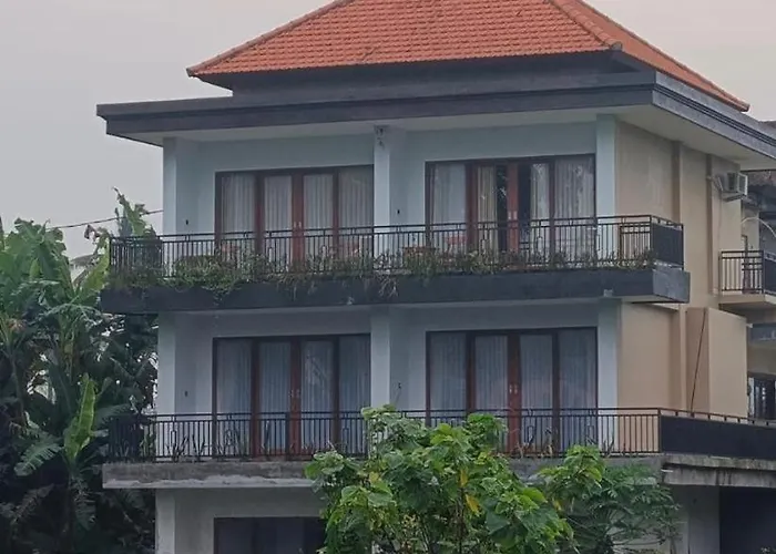 Jagadhita Sekembang 山林小屋