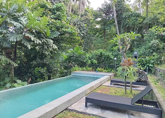 Jagadhita Sekembang * 乌布